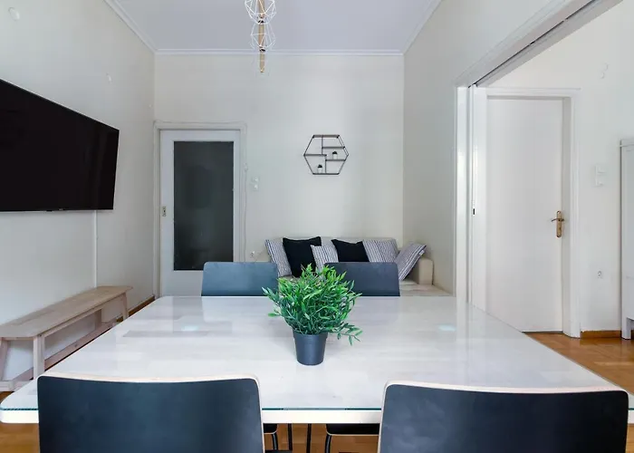 Beautiful 2Bd Near Historic Center Of Athens